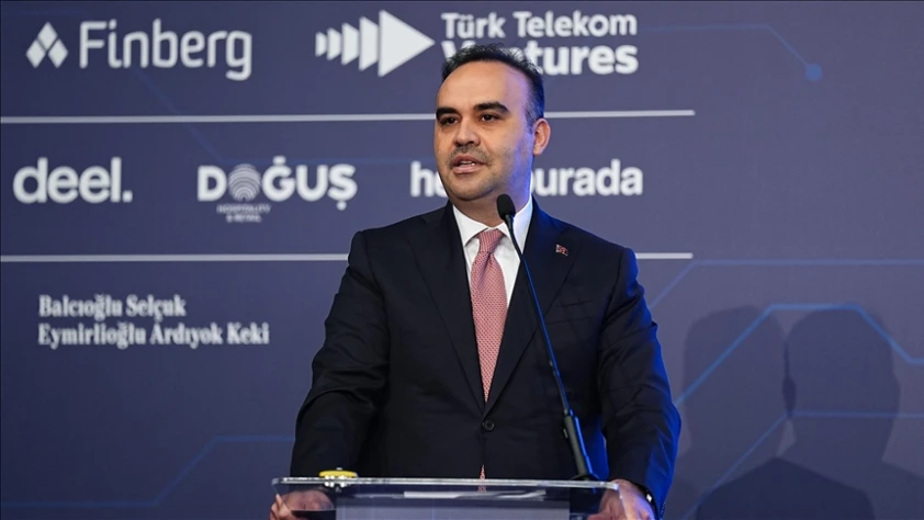 Bakan Kacır'dan küresel fonların temsilcilerine yatırım çağrısı: Her adımda yanınızda olmaya hazırız