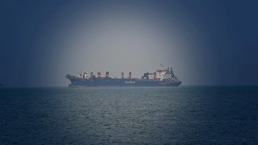 Bakan Uraloğlu duyurdu: 1 gemimiz Hürmüz Boğazı'ndan geçti, 14 gemi bekliyor