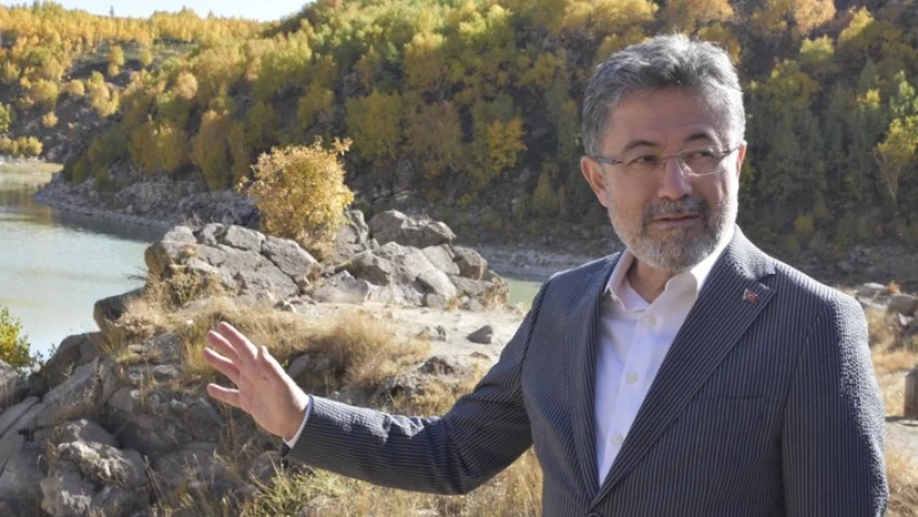 Bakan Yumaklı Nemrut Kalderası’nda incelemelerde bulundu: Milli park ilanı için çalışmalar sona yaklaştı