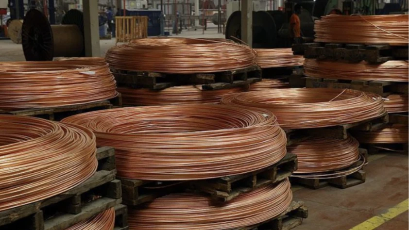 Bakır fiyatları 11.800 doları aşarak rekor kırdı: Fed kararı ve arz endişeleri etkili oldu