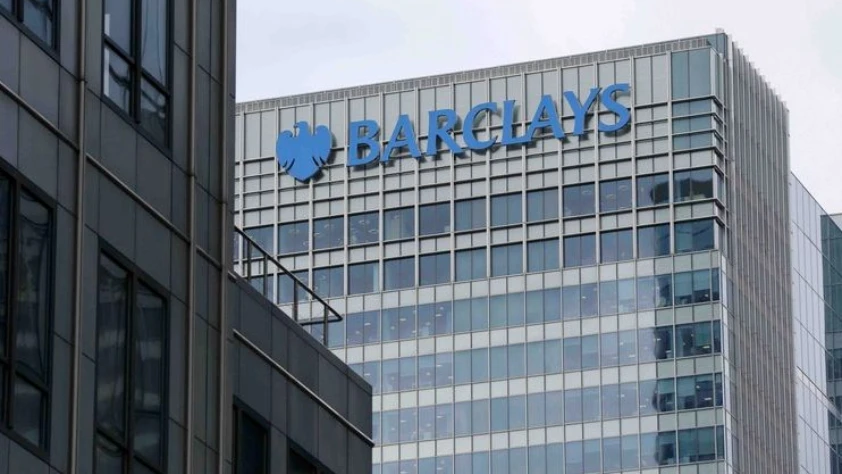 Barclays, Avrupa merkezini Dublin’den Paris’e taşıyacak