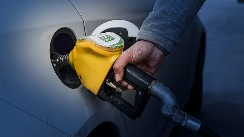 BENZİN FİYATLARI SON DAKİKA | Dünyada benzin fiyatları ne oldu? En çok hangi ülke etkilendi