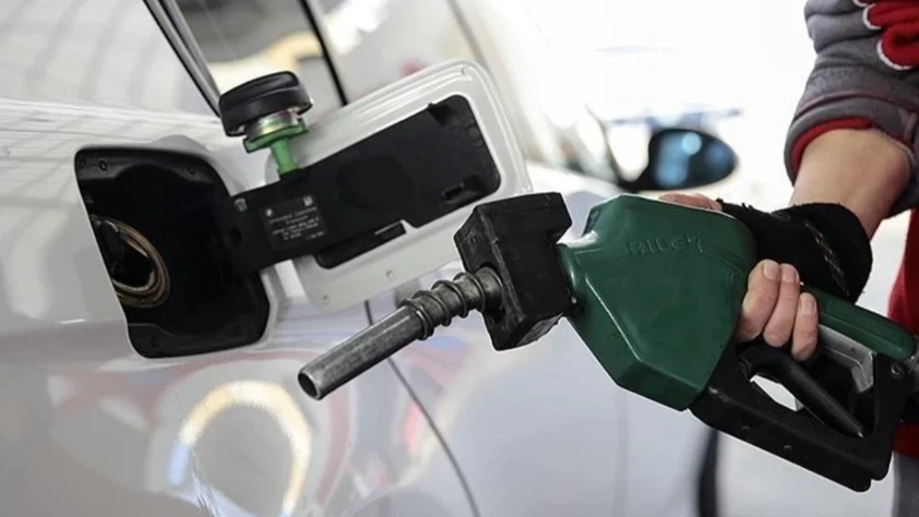 Benzin, mazot fiyatı SON DAKİKA: ABD’nin Rusya kararı pompayı vurdu: Motorine 3 lira 4 kuruş zam geldi Benzin, mazot fiyatı SON DAKİKA: ABD’nin Rusya kararı pompayı vurdu: Motorine 3 lira 4 kuruş zam geldi