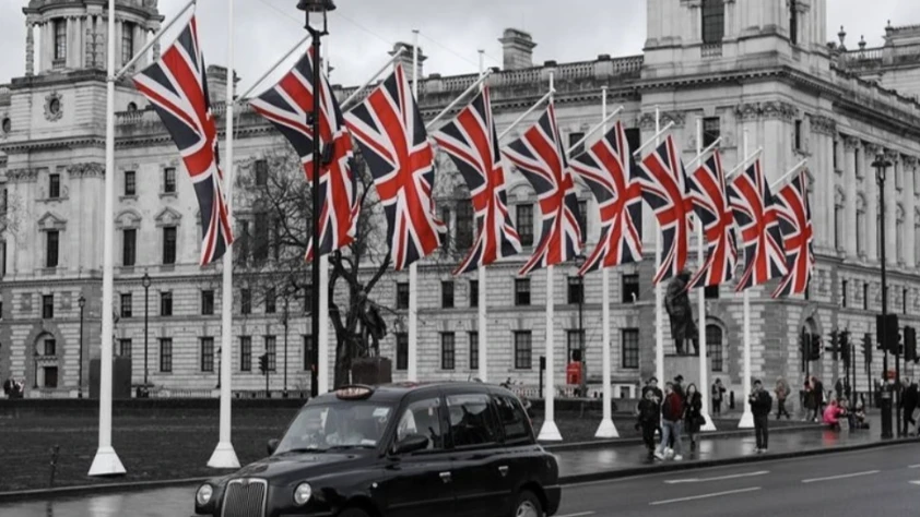 Birleşik Krallık eVize sistemini devreye aldı: Pasaport teslim zorunluluğu kalktı