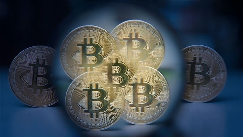 Bitcoin ABD’de hükümetin kapanmasıyla rekor kırdı: 125 bin 500 doları aştı