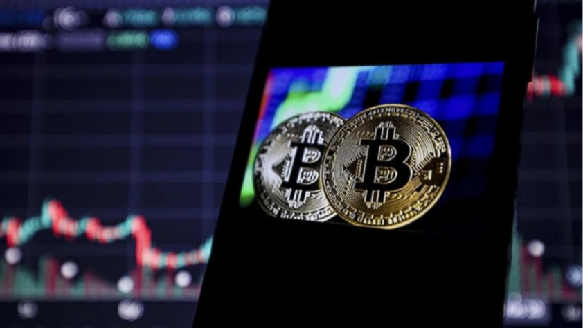 Bitcoin düşüşte 3. haftada: Riskten kaçış kriptoyu baskılıyor