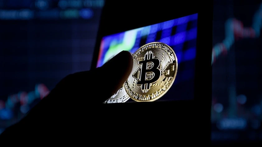 Bitcoin’de satışlar derinleşti! 5 günde dev kayıp