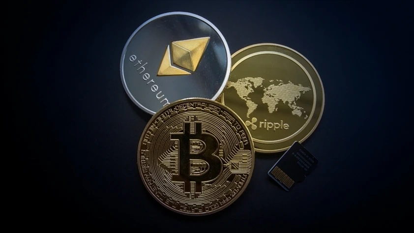 Bitcoin’de sert değer kaybı: Petrol ve faiz endişesi fiyatları baskılıyor