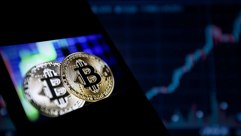 Bitcoin'de sert düşüş: Psikolojik seviye kırıldı
