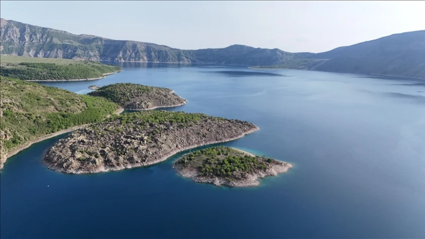 Bitlis'in ödüllü güzelliği Nemrut Kalderası'na koruma kalkanı