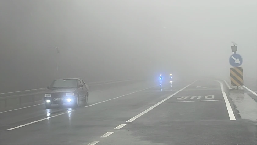 Bolu Dağı kesiminde sağanak ve sis etkili! Uyarılar ardı ardına geldi