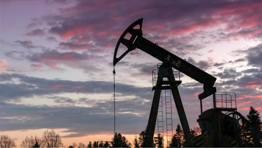 Brent petrol 65 dolar seviyesinde yön arıyor Brent petrol 65 dolar seviyesinde yön arıyor
