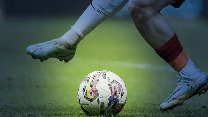 Bugün kimin maçı var? Hangi maç hangi kanalda? İşte 29 Kasım Cumartesi canlı maç rehberi