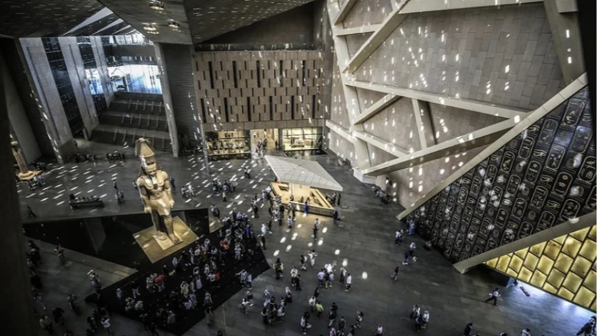 Büyük Mısır Müzesi, misafirlerini çağlar arası yolculuğa çıkarıyor