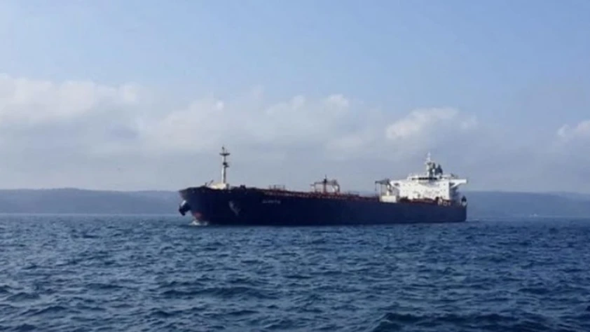 Büyükçekmece açıklarında gemi arızalanmıştı! Gemi kurtarıldı!