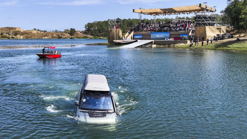 BYD YANGWANG U9 Xtreme 496 km/s ile dünya rekoru kırdı BYD YANGWANG U9 Xtreme 496 km/s ile dünya rekoru kırdı