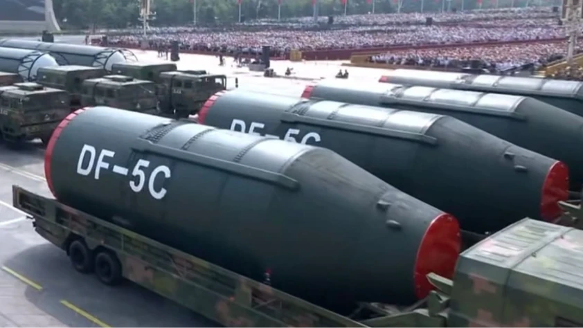 Çin, 20.000 km menzilli kıtalararası nükleer füzesini tanıttı