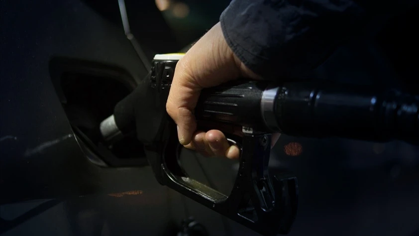 Çin'de akaryakıt zammı: Ton başına yaklaşık 100 dolar artış yapıldı