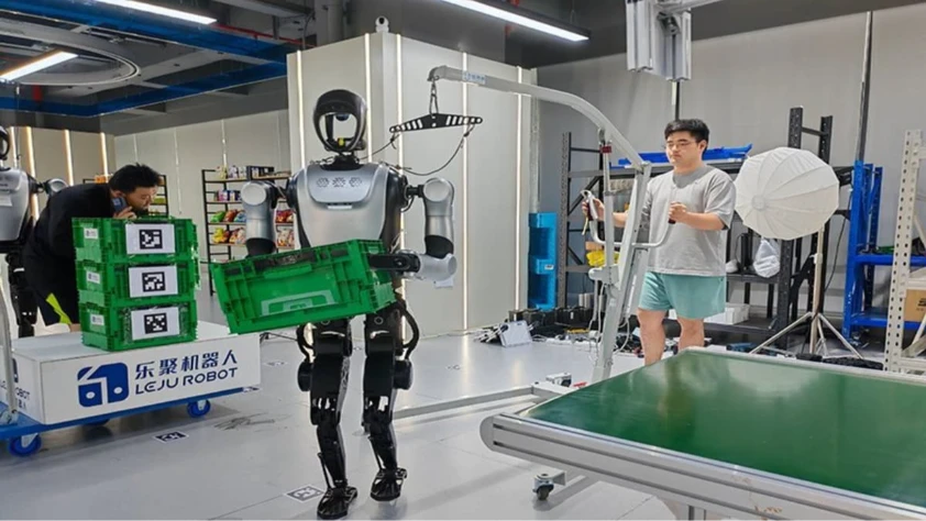 Çin’de ilk robot eğitim okulu: Gerçek dünya eğitimi