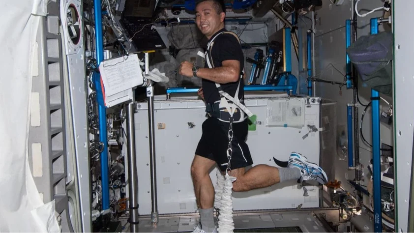 Çin’den astronotlar için uzay çamaşır makinesi: Sis ve ozonla çalışıyor