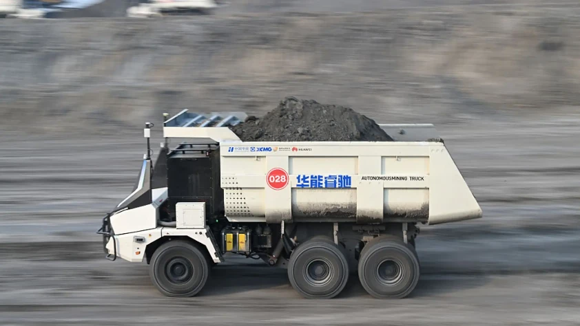 Çin’den, dünyanın en yüksek madeninde otonom üretim