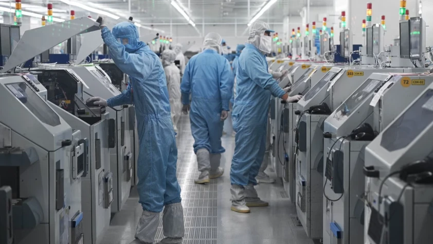 Çip ambargosundan etkilenen Çin kaynakları Huawei'ye yönlendiriyor