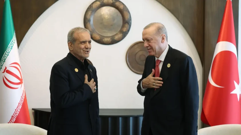 Cumhurbaşkanı Erdoğan, İran Cumhurbaşkanı Pezeşkiyan ile görüştü