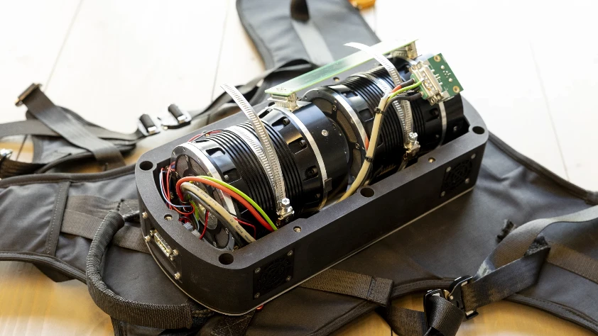 Denge sorununa jiroskoplu çözüm: Sırt çantası ‘GyroPack’