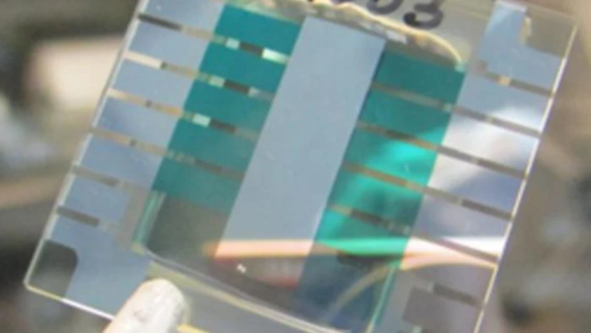 Deşarjından bir milyon kat daha hızlı şarj olacak