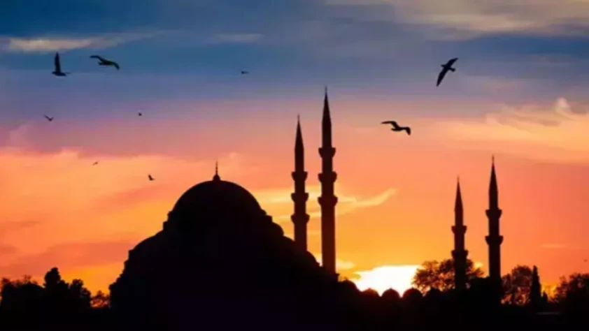 DİNİ GÜNLER TAKVİMİ  2025: Mevlid kandili ne zaman, bu yıl hangi güne denk geliyor?