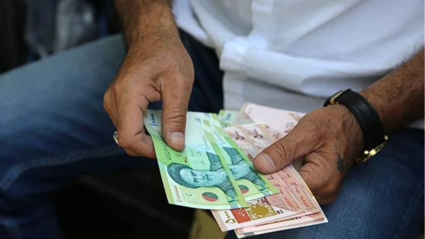 Dolar kuru İran'da rekor kırdı: Serbest piyasada 184 bin tümeni gördü