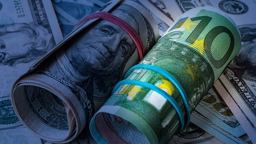 Dolardan uzaklaşma hızlanabilir: Euro için yeni bir fırsat penceresi mi?