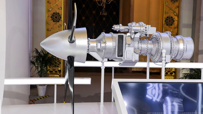 Dünyanın ilk megawatt sınıfı hidrojen turboprop motoru test uçuşunu yaptı