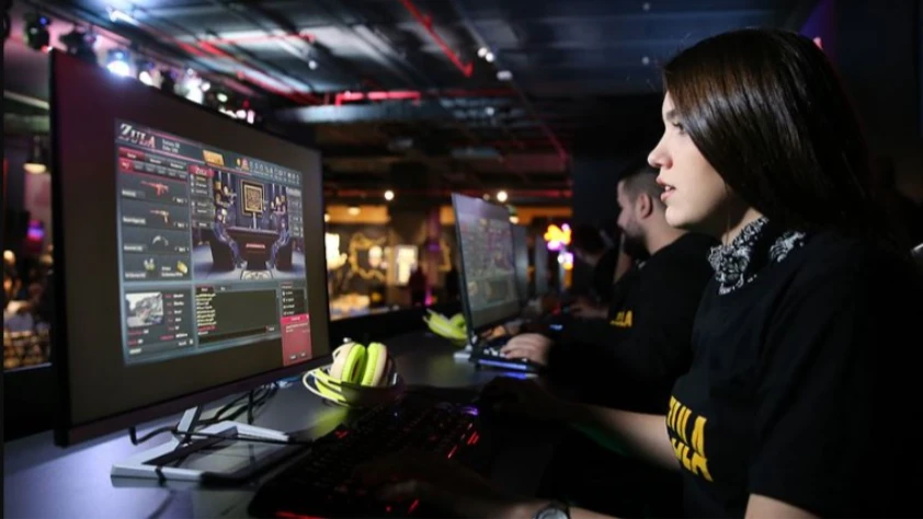 e-spor pazarında hedef oyun kurucu olmak