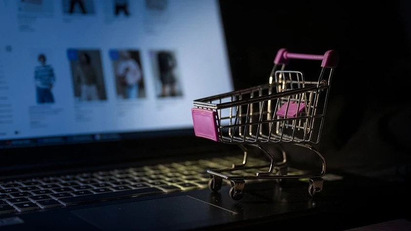 E-ticarette 100 milyar dolarlık eşik aşılıyor