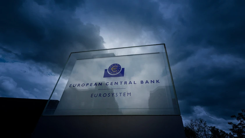 ECB'den bankalara dolar uyarısı: Daha fazla tampon oluşturun