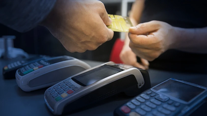 Ekimde kartlı ödemeler 2,2 trilyon liraya ulaştı: Yüzde 49'luk rekor artış