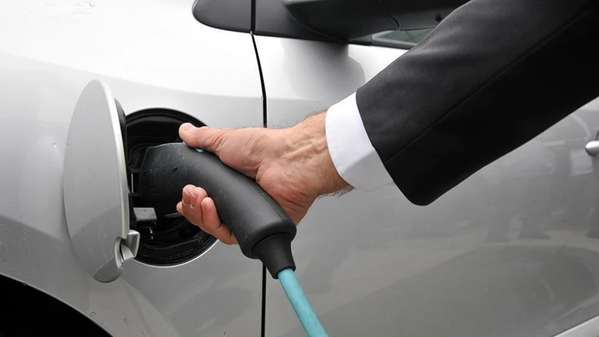 Elektrikli araç şarj ağı büyüyor: Soket sayısı mayısta yüzde 4 arttı