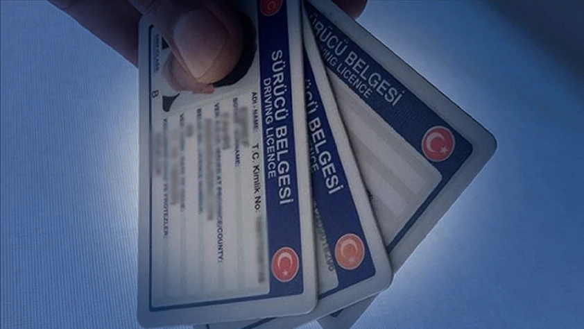 Eski tip ehliyetler için son gün cuma Eski tip ehliyetler için son gün cuma