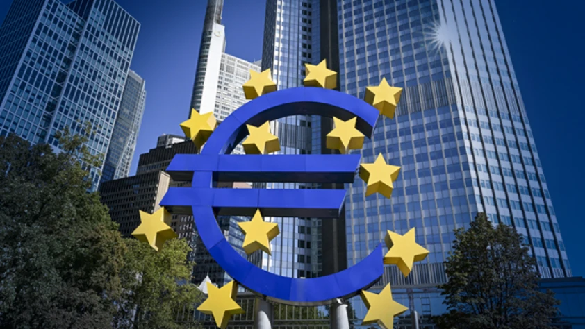 Euro Bölgesi sanayi üretiminde sınırlı artış