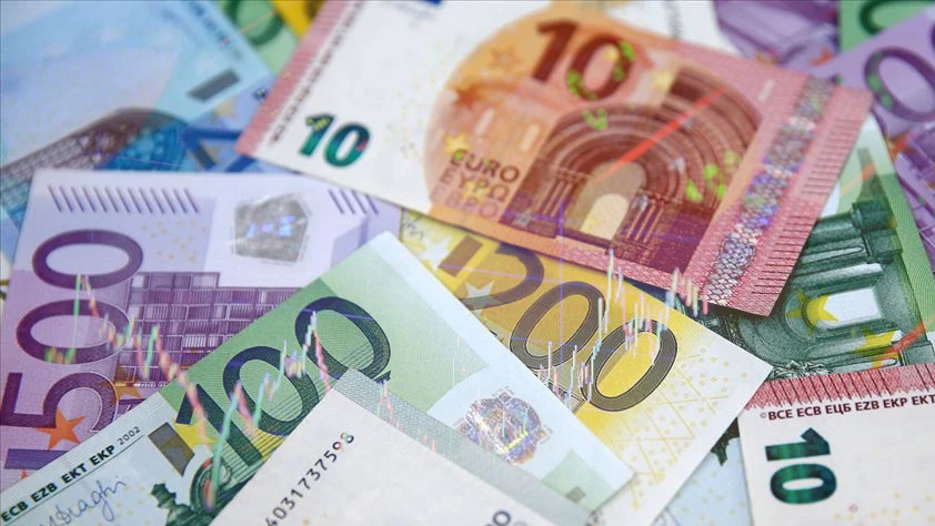 Euro/dolar için kritik sınır: 1.20 direnci
