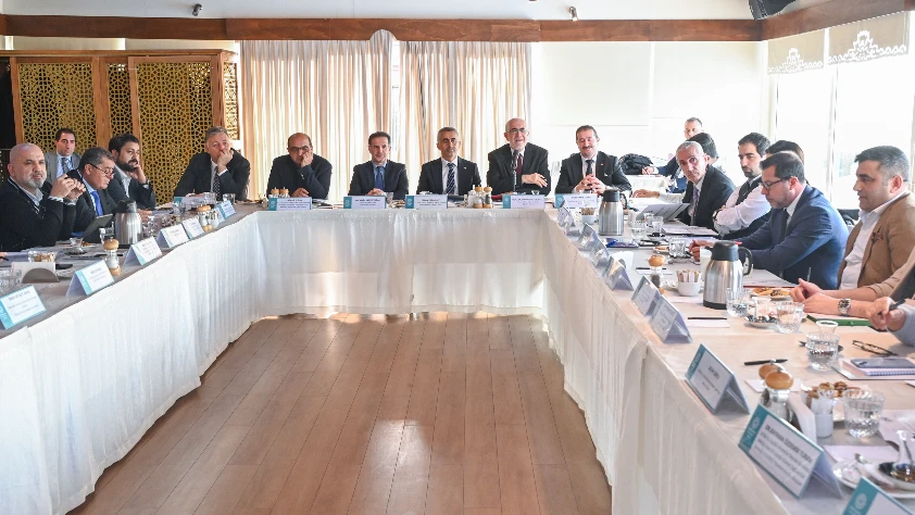 Ev ve ofis taşımacıları kayıt dışılığa önlem bekliyor