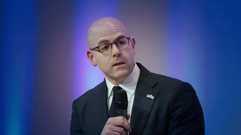 Fed Guvernörü Miran'dan faiz indirimi mesajı: Güçlü istihdam engel değil