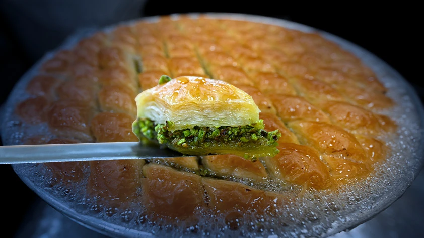 Gaziantepli baklavacılardan bayram mesaisi: Üretim günde 80 tona yaklaştı