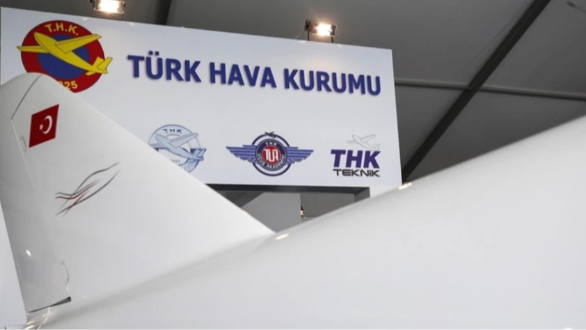 Gençlerin gökyüzündeki rehberi Genç Kanatlar