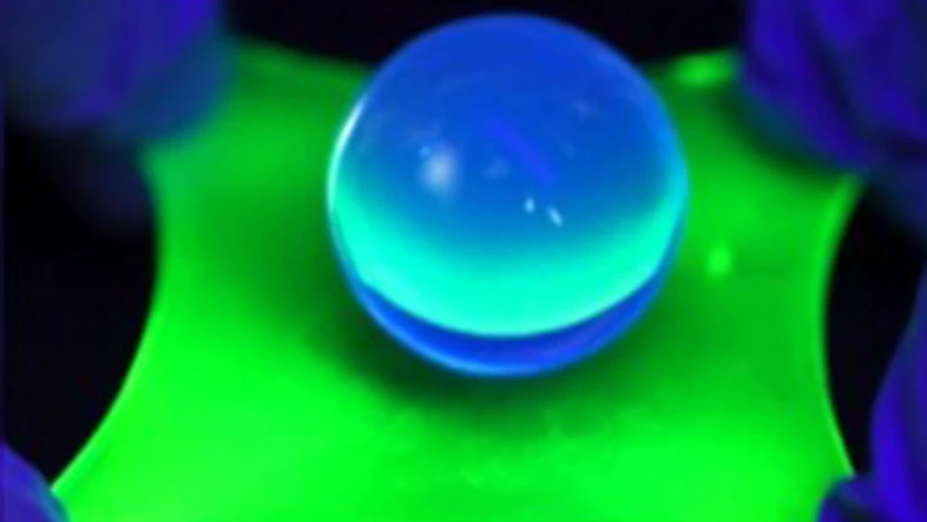 Giyilebilir teknolojide ‘cilde monte’ dönemi: Yeni nesil esnek OLED geliştirildi