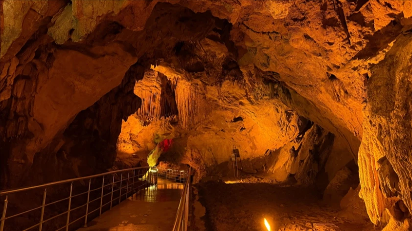 Gökgöl ve Mencilis mağaraları 130 binden fazla ziyaretçiyi ağırladı
