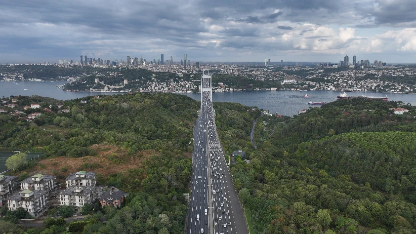 Haftanın ilk günü yağmurla başladı! Trafik yoğunluğu yüzde 85'e çıktı