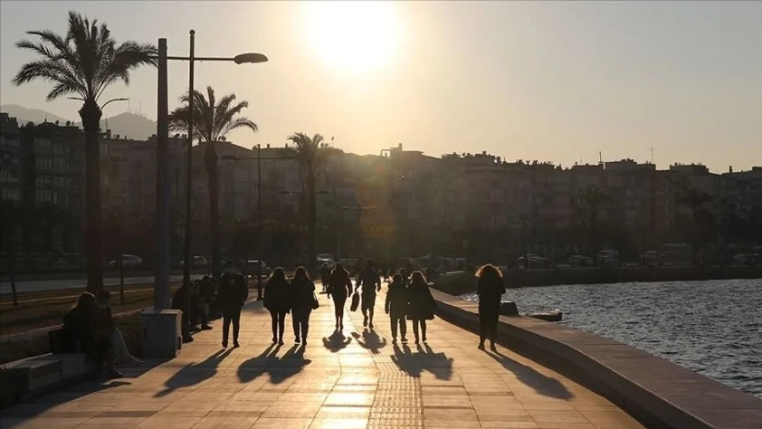 Haftaya yağışlar yurdu terk ediyor: Sıcaklıklar 10 derece birden artacak
