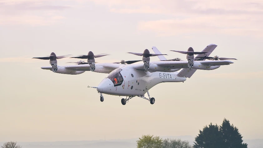 Havacılık sektöründe devrimsel çift yönlü geçiş testi: Valo uçtu